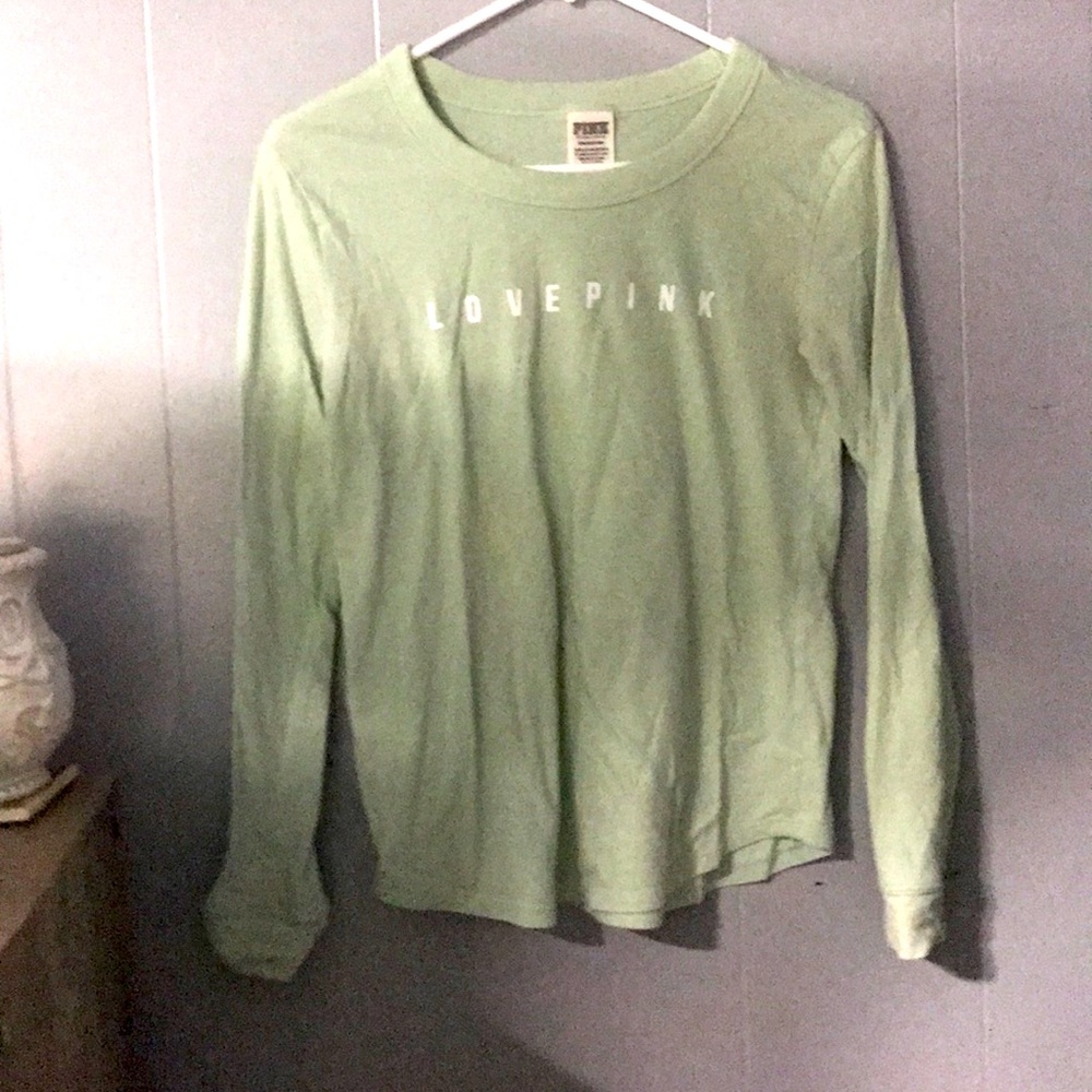 Long sleeve green/teal brand is pink